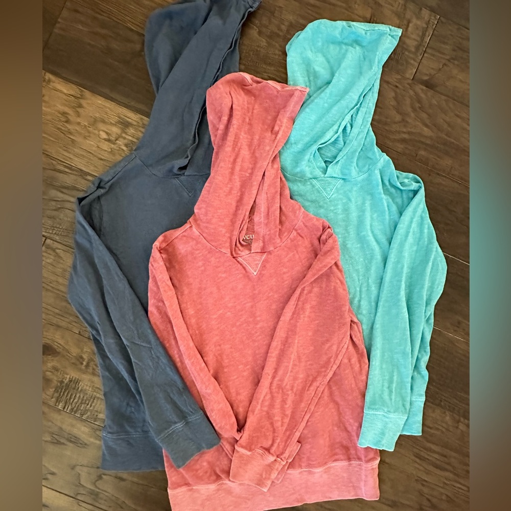 Boys j crew size 8-9 long sleeve hooded shirt